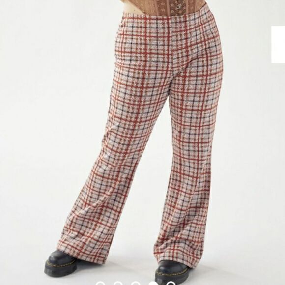 Urban Outfitters Plaid Retro Rose Pink Pull On Flare Pants Fall Bell Bottom NWT - Picture 1 of 13